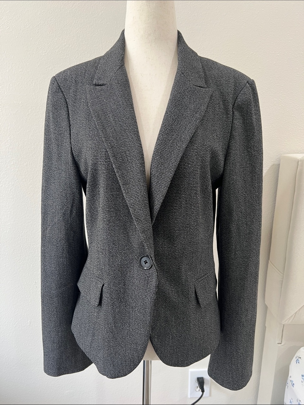 Express Women's Dark Gray Single-Button Blazer
